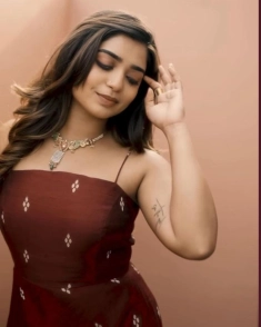 Noida call girls